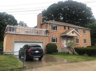 21-23 Maplewood St, West Roxbury, MA 02132