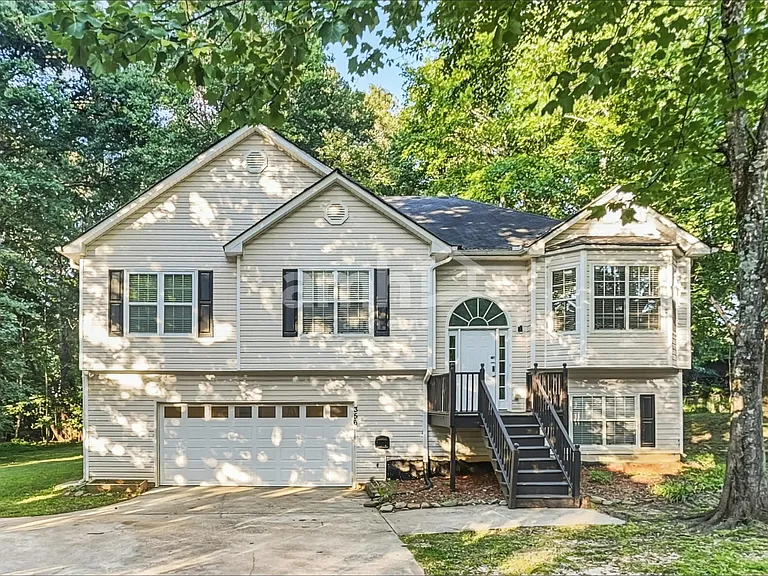 356 McMillan Rd — Photo 1