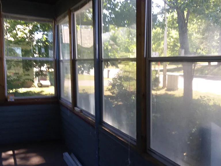 444 S Vincent St — Photo 2