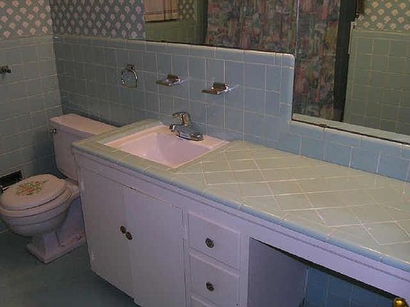 3rd image of 2739 Whitewood Dr