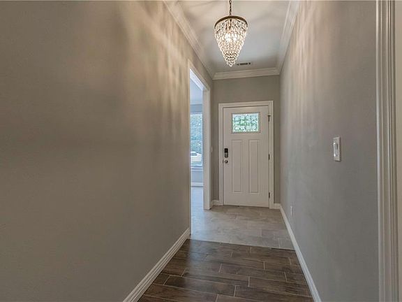 2nd image of 9 Murphy Dr