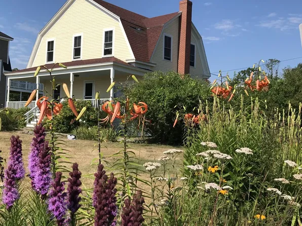 1 Elizabeth Road, Biddeford, ME 04005