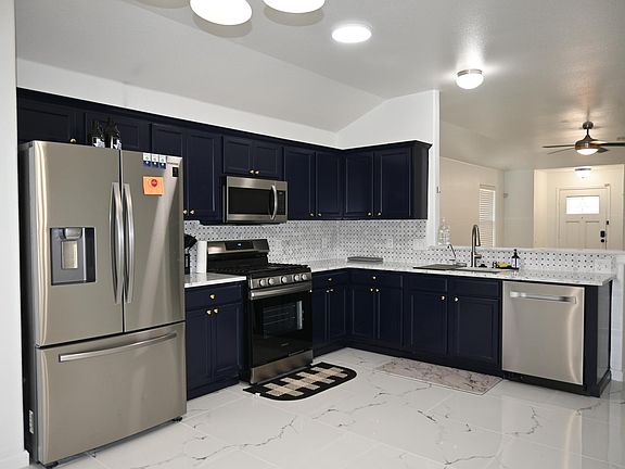 5th image of 18509 Great Falls Dr