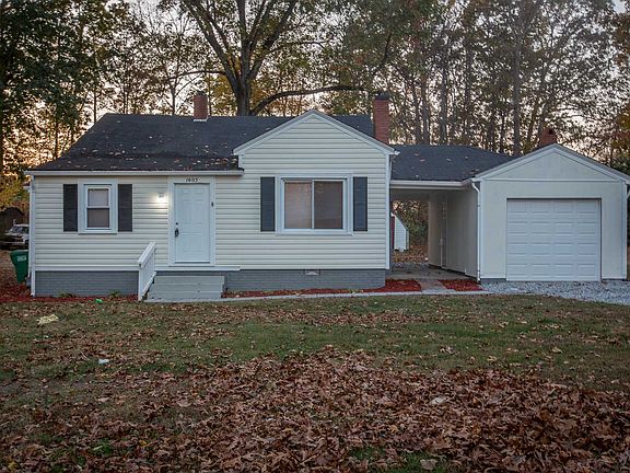 3rd image of 1605 Staley Rd