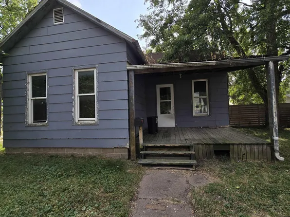 840 7th Ave E, Oskaloosa, IA 52577