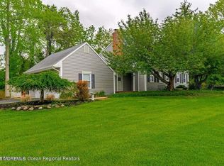 213 Ashlar Way, Toms River, NJ 08753