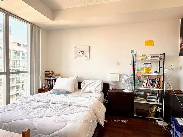 17 Anndale Dr #Penthouse 201 — Photo 7