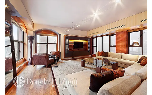Sold by Douglas Elliman | media 23