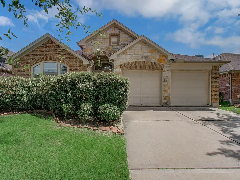 13312 Highland Lake Ln — Photo 3
