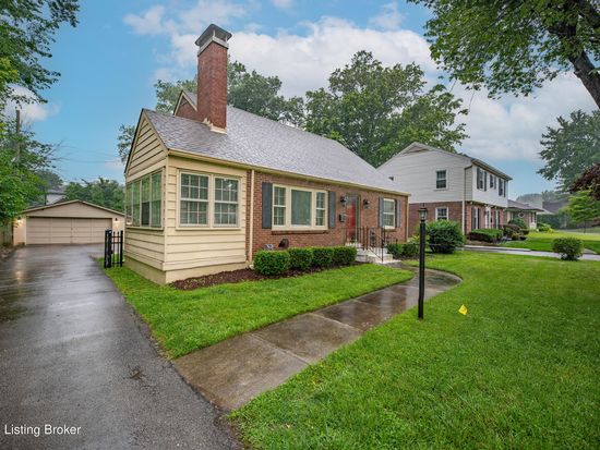 310 Chenoweth Ln, Brownsboro Village, KY 40207