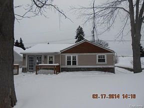 1st image of 98 Coalmont St