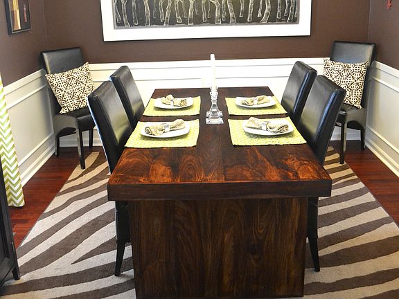 Formal Dining