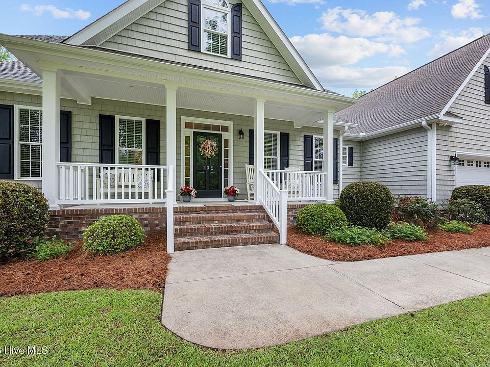 1st image of 102 Travis Drive