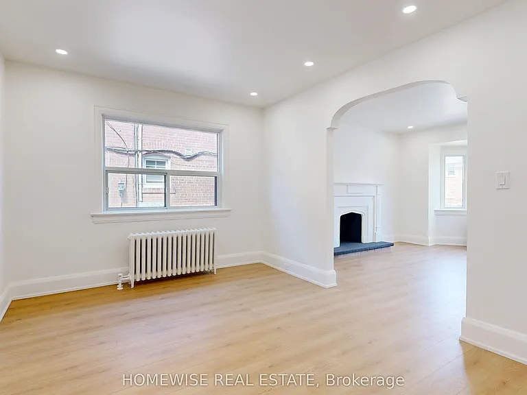 1214 Avenue Rd #1 — Photo 10