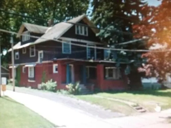 764 Work Dr, Akron, OH 44320