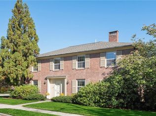 37 Glen Dr, Providence, RI 02906