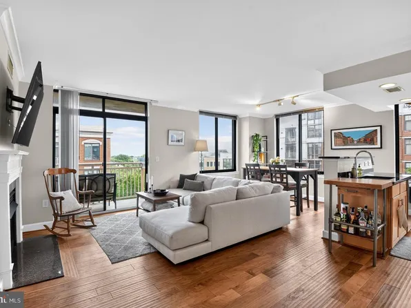 1201 N Garfield St APT 605, Arlington, VA 22201