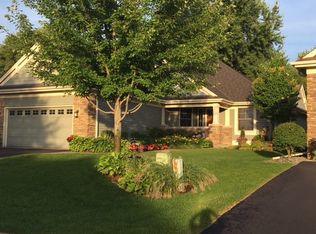 10615 Water Lily Ter, Woodbury, MN 55129