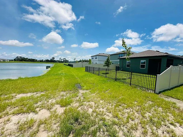 10473 Curving Creek Loop — Photo 24