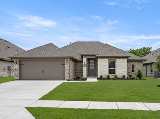 1076 Foxtail Dr, Justin, TX 76247