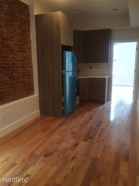 1st image of 487 Chauncey St