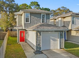 201 9th Ave, Shalimar, FL 32579