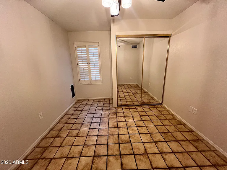 16640 N 29th Dr — Photo 30