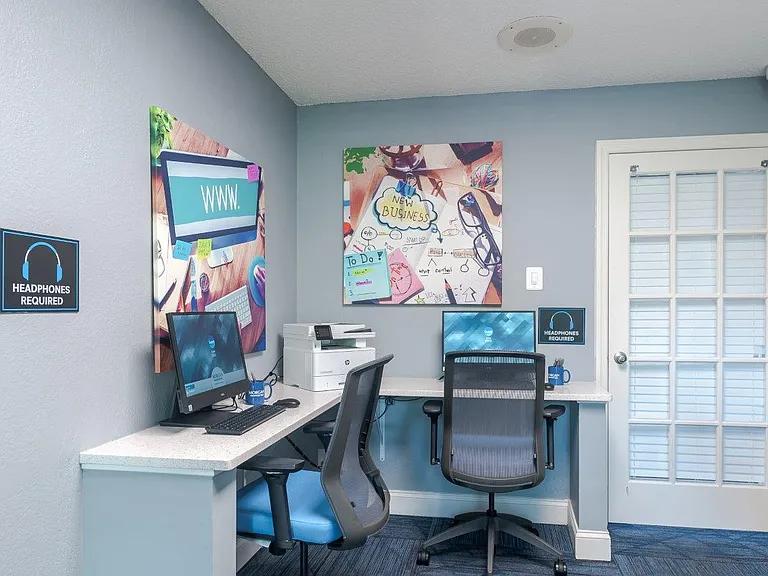 Club at North Hills Apartment Homes — Photo 25