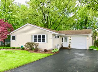 1112 Modaff Rd, Naperville, IL 60540