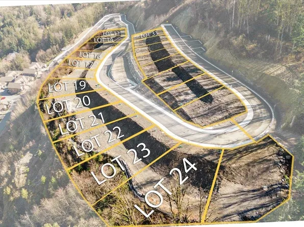 43450 Alameda Dr #13, Chilliwack, BC V2R 0J9