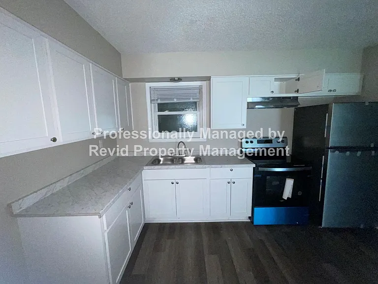 2763 Dalewood Ave — Photo 9