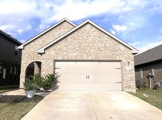 1052 Spofford Dr, Forney, TX 75126