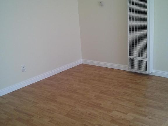 3rd image of 482 W 24th St