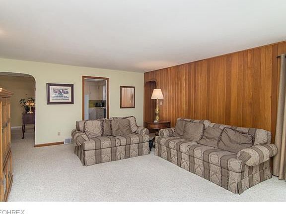 4th image of 7691 Treelawn Dr