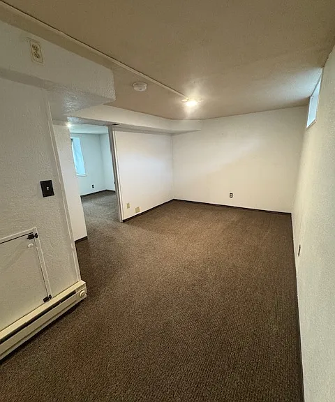 504 Woodford Ave — Photo 16