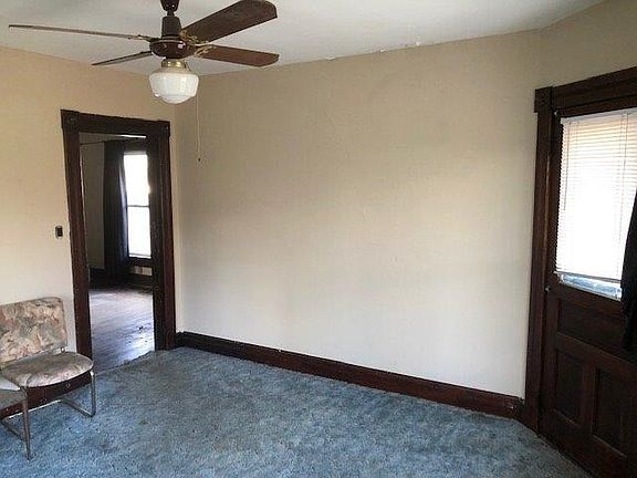 4th image of 277 S Riverview Ave