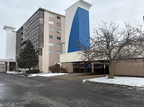 1133 N 7th St APT 506, Rochelle, IL 61068