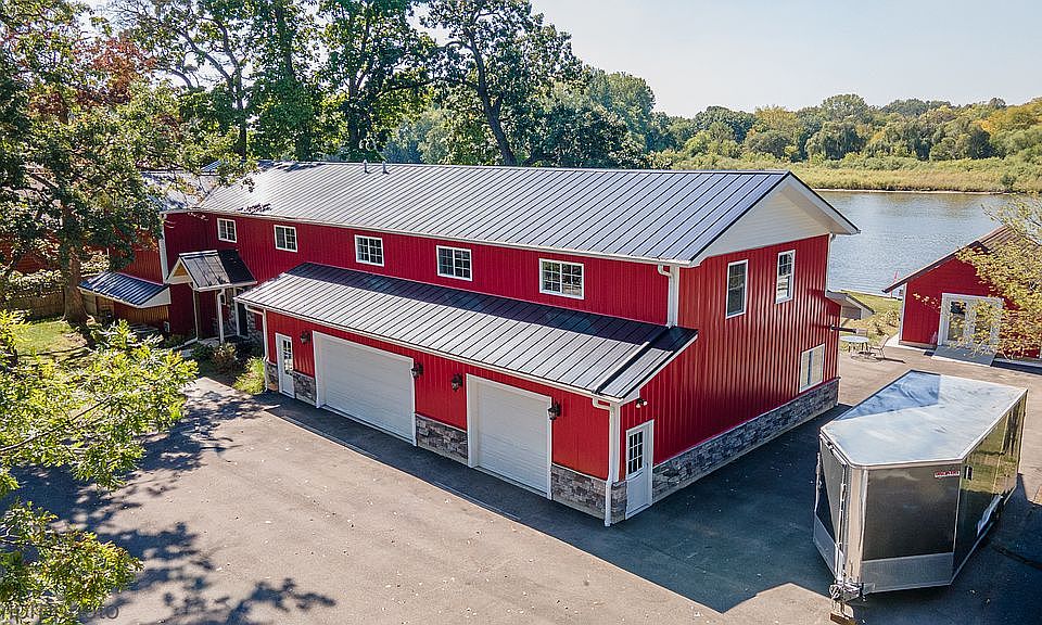 5109 Wildwood Dr