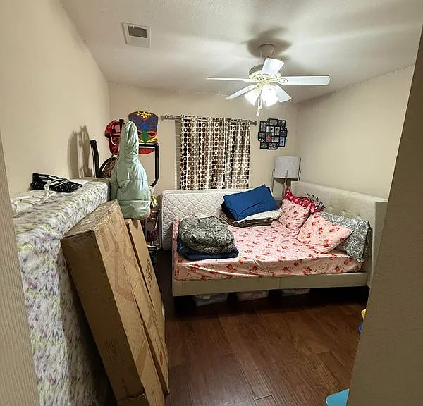 1619 Mineral Springs Dr — Photo 12