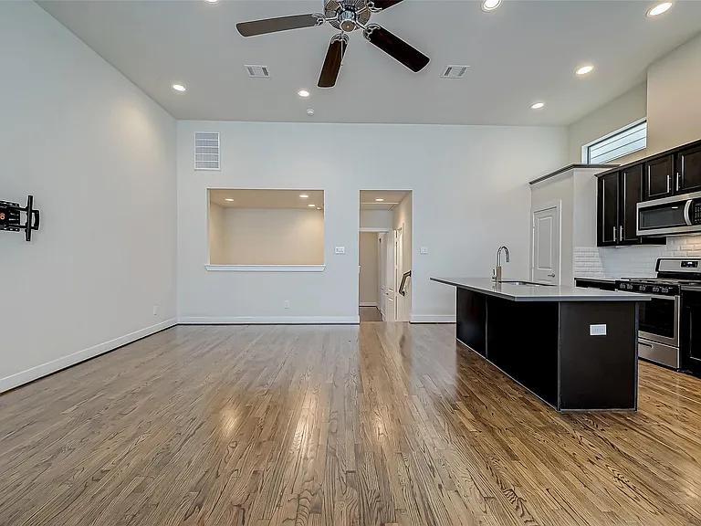 4025 Tulane St — Photo 9