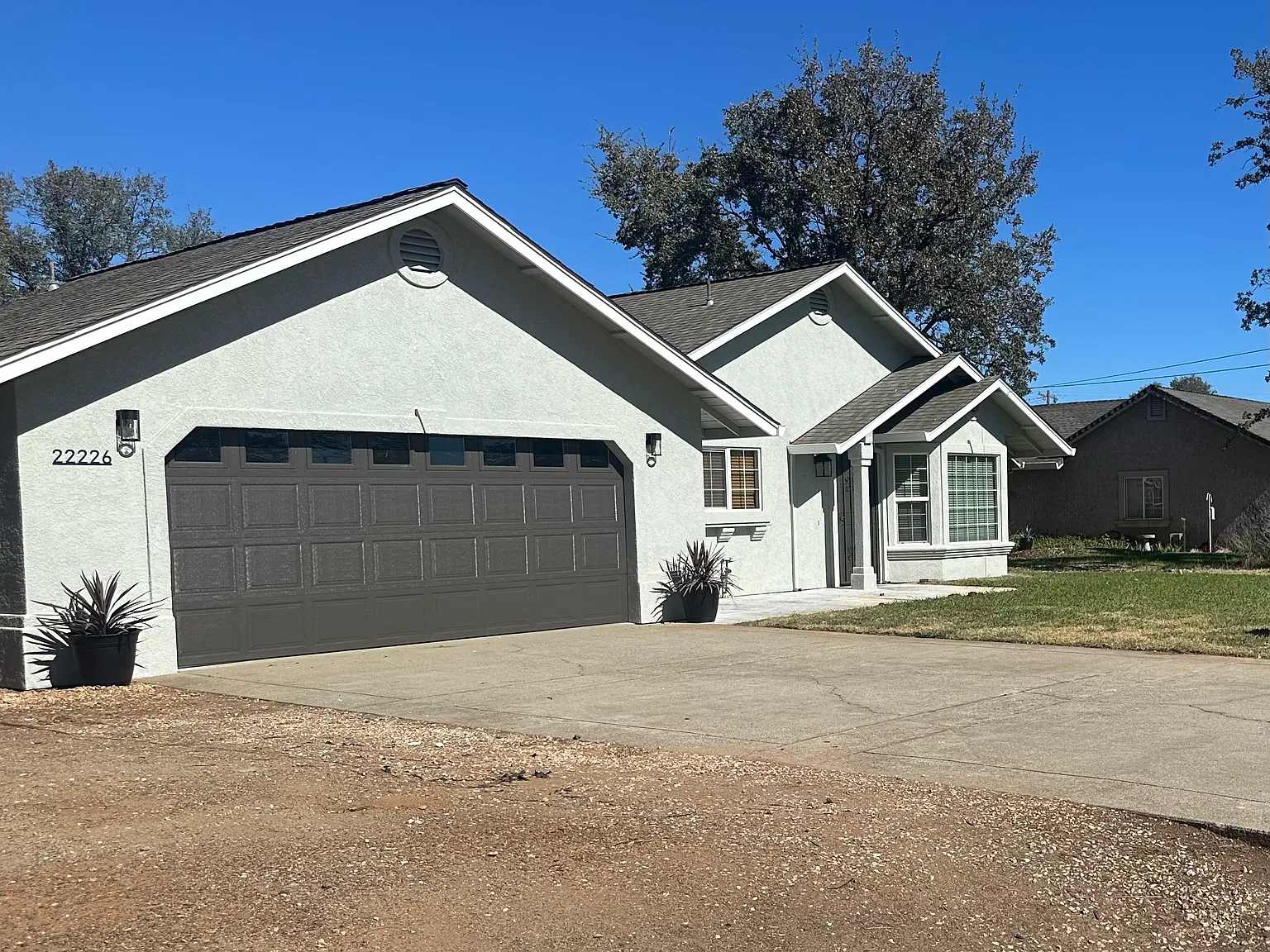 3 bed, 1900 sqft, $2,200 — Photo 2