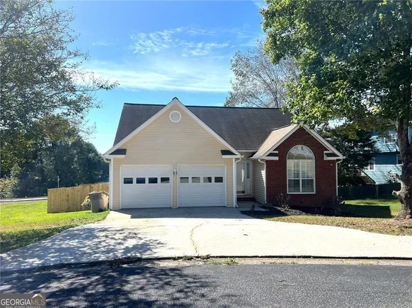 1124 E Briar Gate Ct, Riverdale, GA 30296