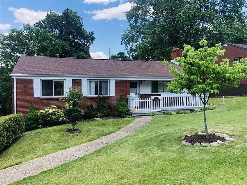 5185 Caste Dr photo 1