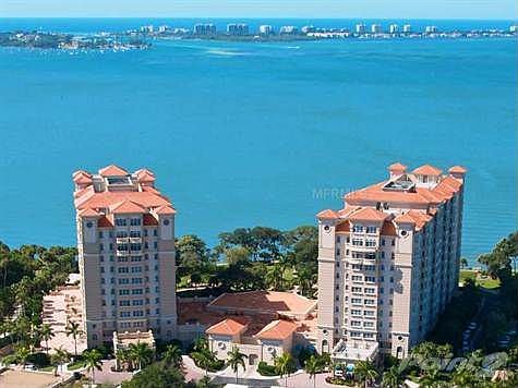 2nd image of 1299 N Tamiami Trl APT 1024