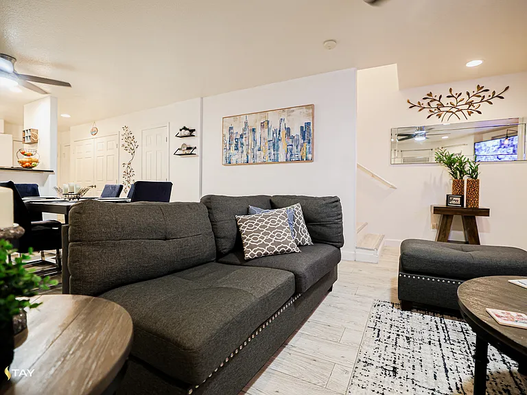 1505 N Center St #220 — Photo 5