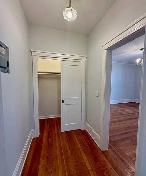 801 Jones — Photo 8