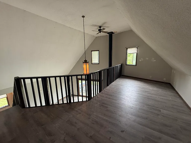 4284 State Road J — Photo 49