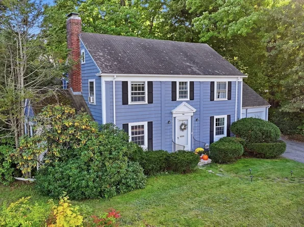 1 Algonquin Rd, Worcester, MA 01609