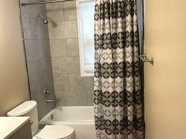228 McCormick Pl #2 — Photo 12