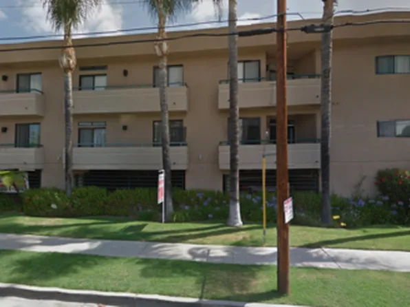 Blumax Burbank LLC, 18630 Burbank Blvd APT 213, Tarzana, CA 91356